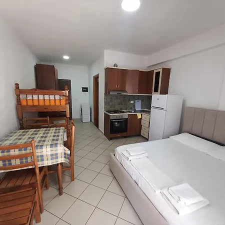 Lungomare Sea View Apartment *